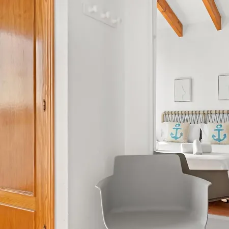 Apartamento Bini Delfi *