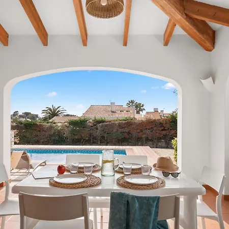 Bini Delfi Apartamento