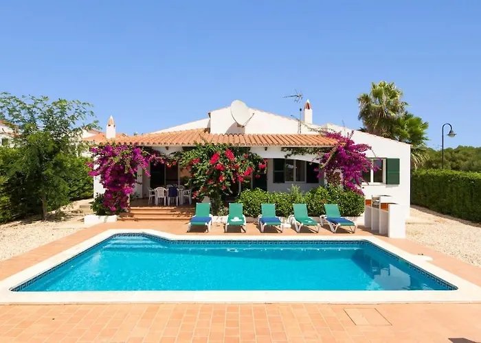 Bini Delfi Apartmán Sant Lluís