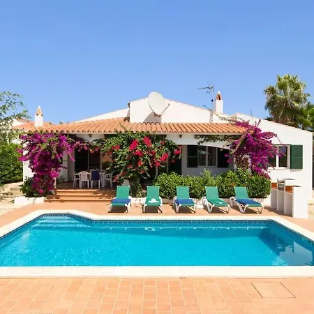 Bini Delfi 아파트 산트 유이스