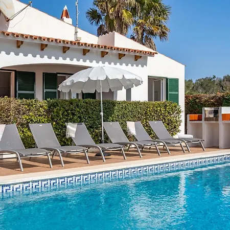 Bini Delfi 아파트